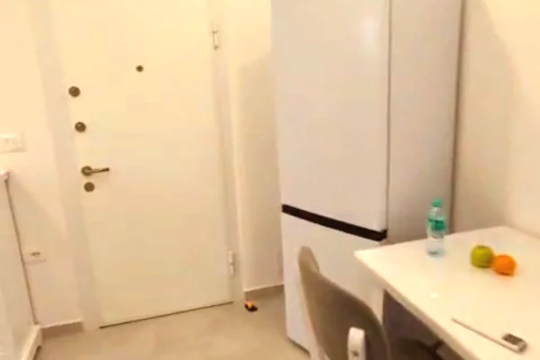 Shtepi me qera 2+1 ne Tirane - 65,000 Leke