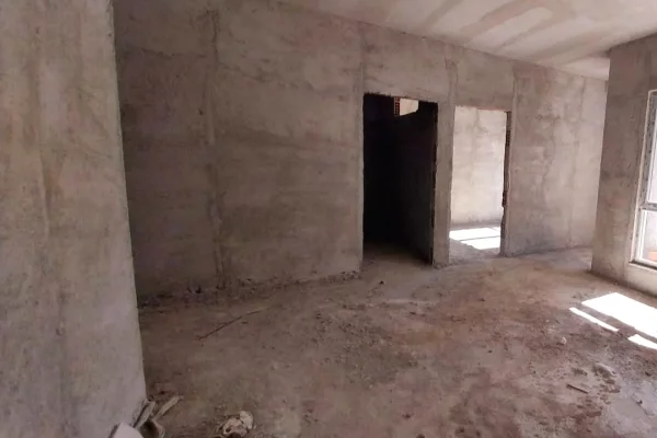 Shtepi ne shitje 1+1 ne Tirane - 70,000 Euro