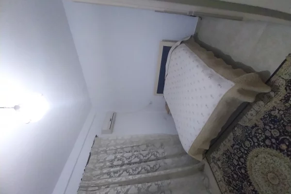 Shtepi ne shitje Apartament ne Tirane, 2+1, Mobilimi E mobiluar, Pagesa 140,000  Euro.