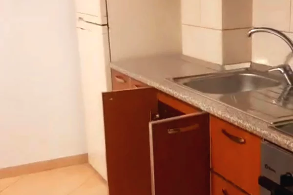 Shtepi ne shitje 1+1 ne Tirane - 120,000 Euro