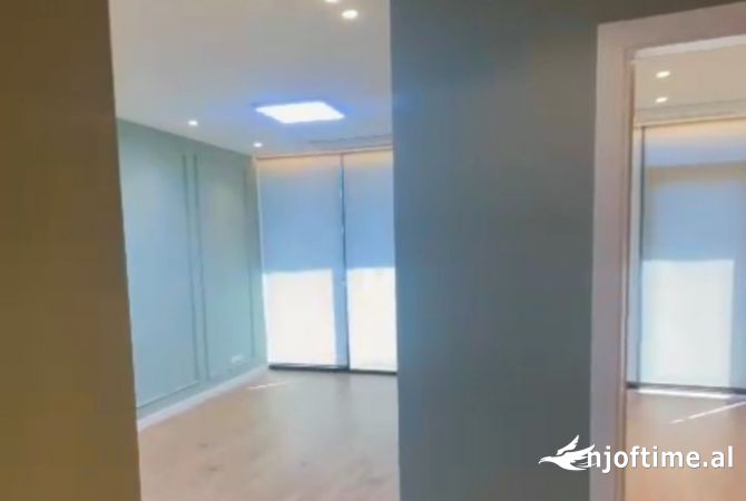 Ambient biznesi me qera 3+1 ne Tirane - 1,400 Euro
