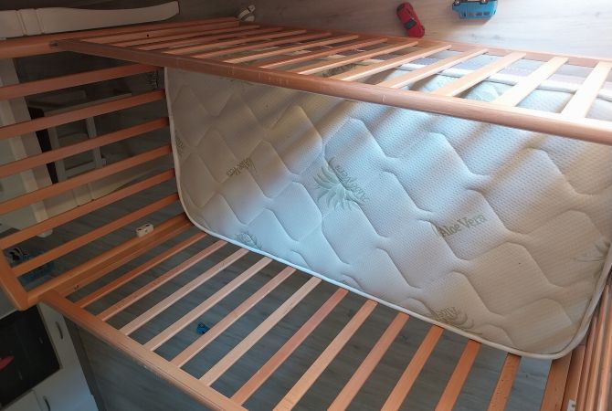 Mobilje dhe Elektroshtepiake  ne Tirane - 130 Euro