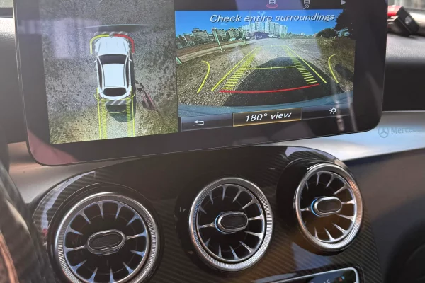 Makina ne shitje ne Tirane, Mercedes-Benz, 2018 Diesel,Kambio Automatik Pagesa 27,500  Euro.