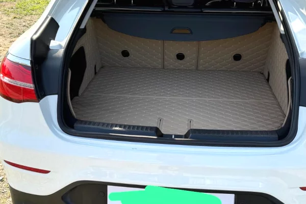 Makina ne shitje ne Tirane, Mercedes-Benz, 2018 Diesel,Kambio Automatik Pagesa 27,500  Euro.