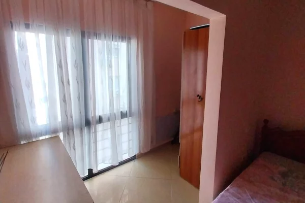 Appartamento in affitto a Tirana 3+1, Arredato