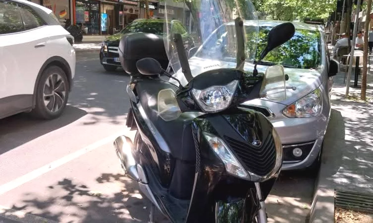 SHESIM MOTORR/SCOOTER 