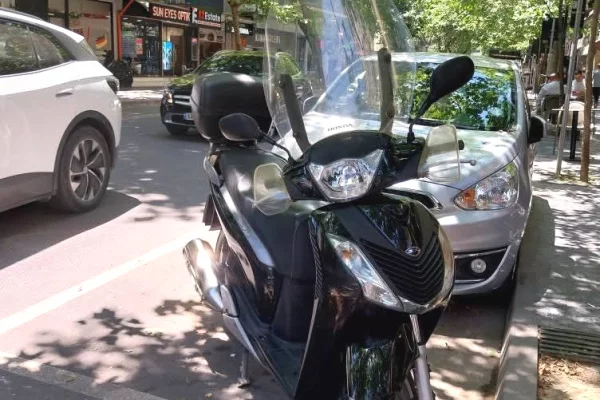 Motorra ne shitje ne Tirane - 1,750 Euro