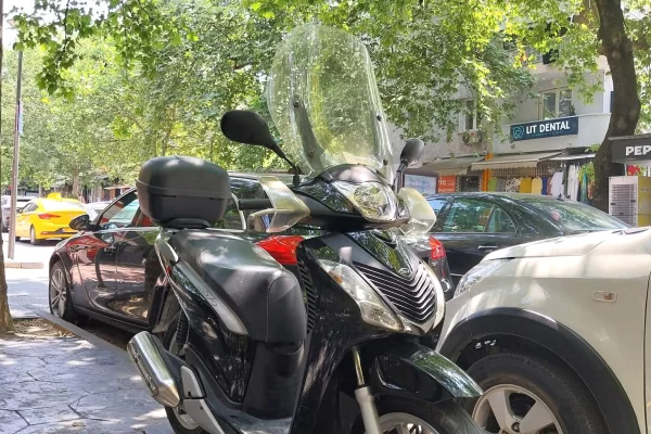 Motorra ne shitje ne Tirane - 1,750 Euro