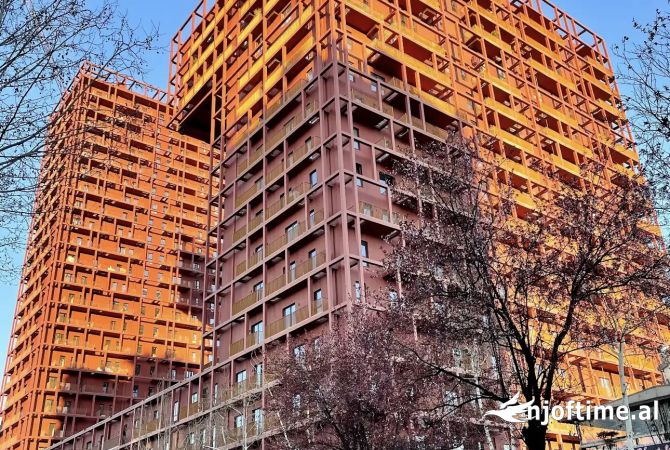 Ambient biznesi me qera 3+1 ne Tirane - 1,600 Euro