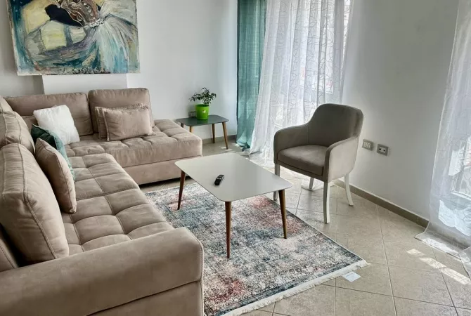 Shtepi me qera 1+1 ne Tirane - 600 Euro
