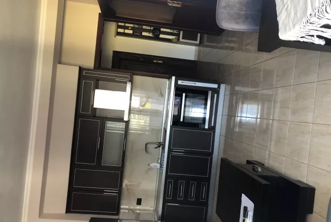 Shtepi me qera Apartament ne Tirane, 1+1, Mobilimi E mobiluar, Pagesa 75,000  Leke.