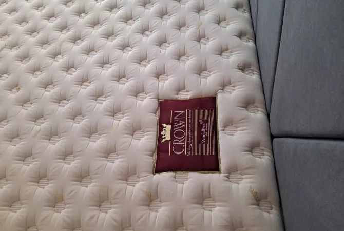 Shtepi me qera Apartament ne Tirane, 2+1, Mobilimi E mobiluar, Pagesa 1,000  Euro.