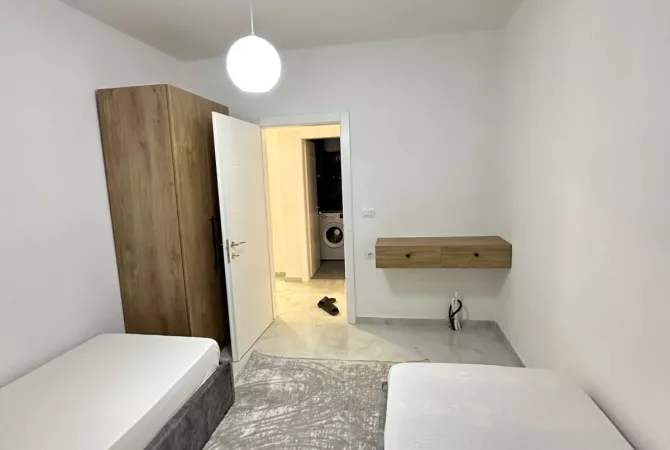 Shtepi me qera Apartament ne Tirane, 2+1, Mobilimi E mobiluar, Pagesa 600  Euro.