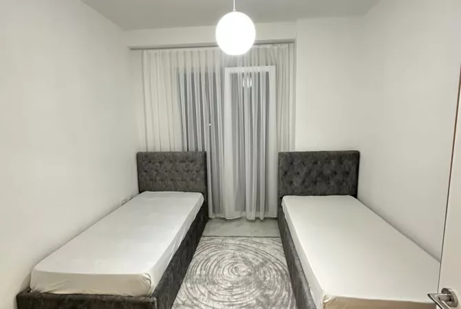 Shtepi me qera Apartament ne Tirane, 2+1, Mobilimi E mobiluar, Pagesa 600  Euro.