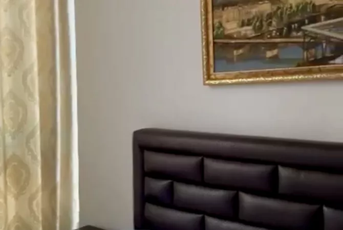 Shtepi me qera Apartament ne Tirane, 1+1, Mobilimi E mobiluar, Pagesa 500  Euro.