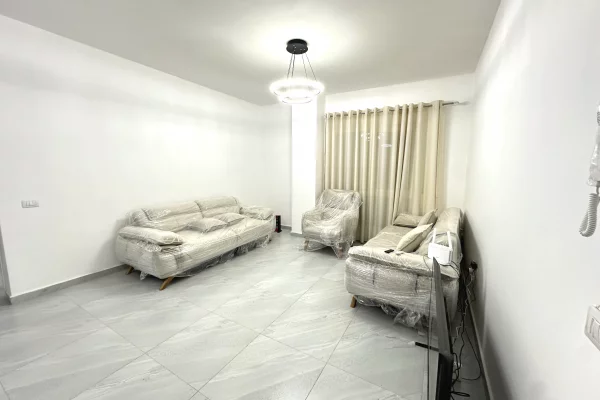 Casa in affitto 2+1 a Tirana - 60,000 Leke