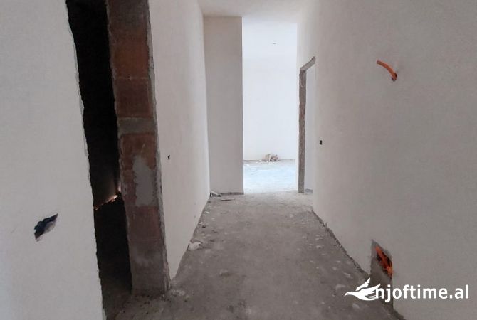 Shtepi ne shitje 2+1 ne Tirane - 178,718 Euro