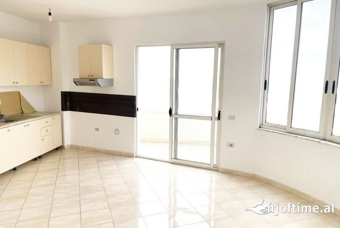 Shtepi ne shitje 1+1 ne Tirane - 85,000 Euro