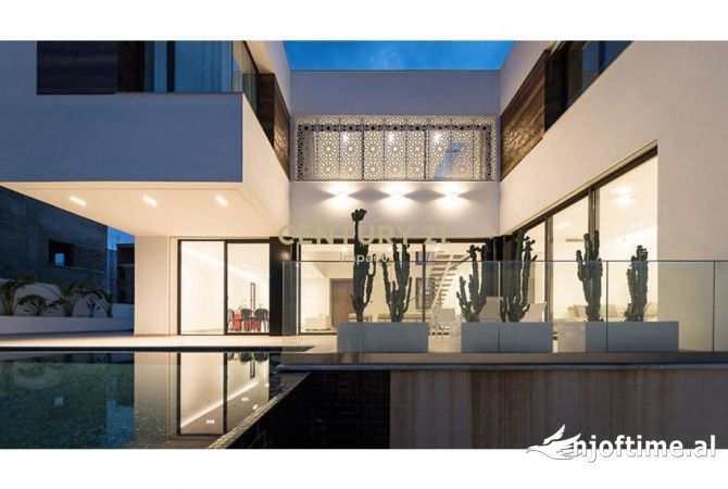 Shtepi ne shitje 4+1 ne Durres - 700,000 Euro