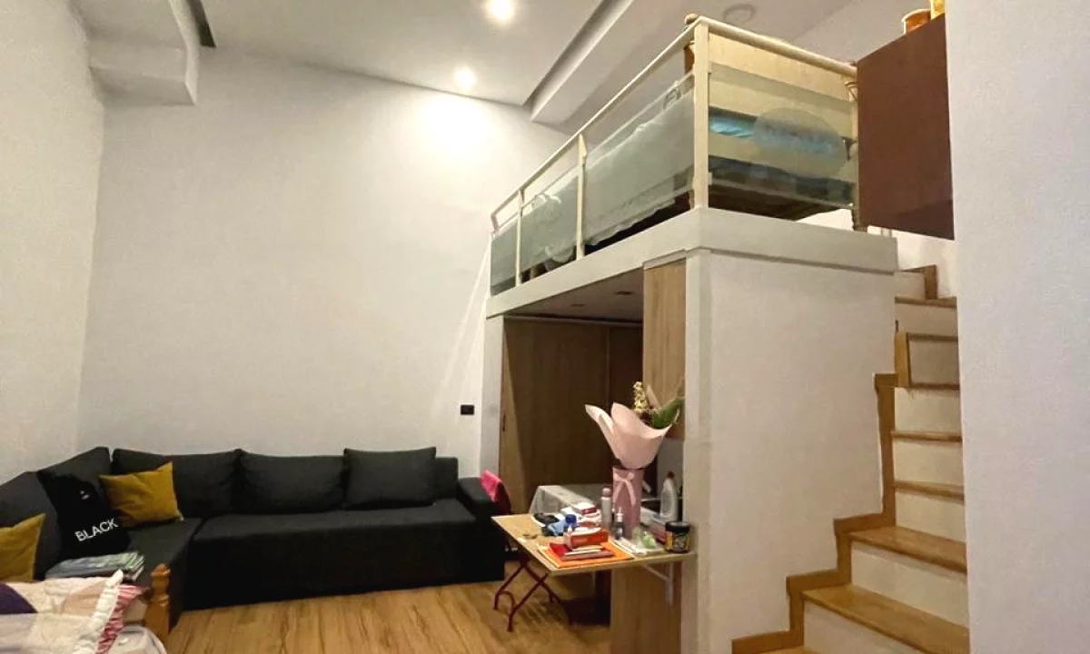 Shtepi me qera Duplex(shtepi me 2 kate) ne Tirane, 1+1, Mobilimi E mobiluar, Pagesa 300  Euro.
