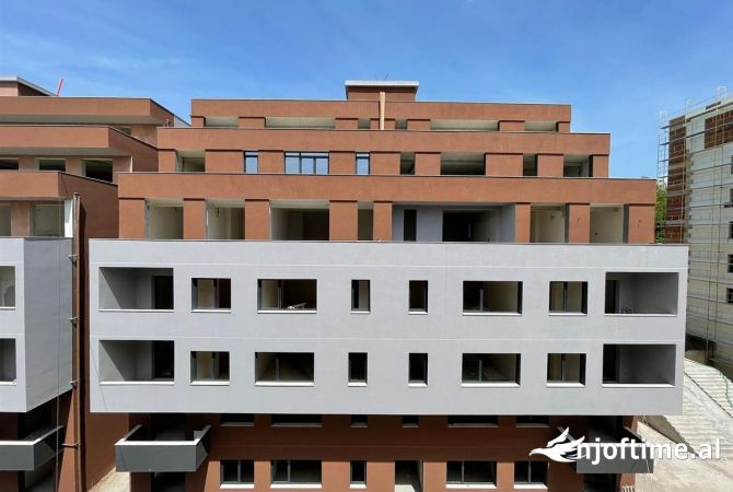 Shtepi ne shitje 4+1 ne Tirane - 171,000 Euro