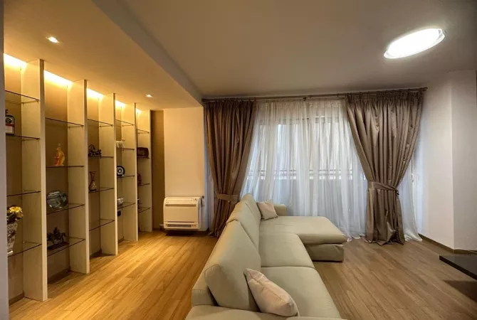Shtepi ne shitje 1+1 ne Tirane - 240,000 Euro