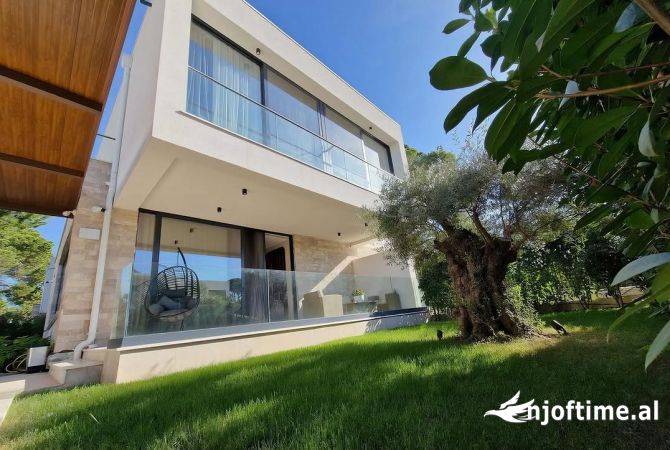 Shtepi ne shitje 3+1 ne Durres - 750,000 Euro