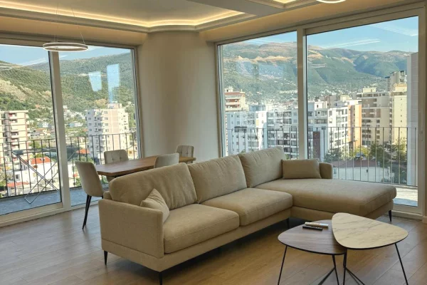 Shtepi ne shitje 2+1 ne Vlore - 280,000 Euro