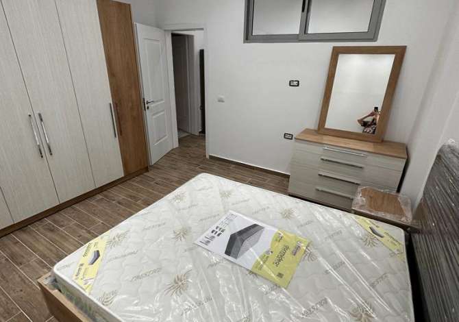 Shtepi me qera Apartament ne Tirane, 1+1, Mobilimi E mobiluar, Pagesa 350  Euro.