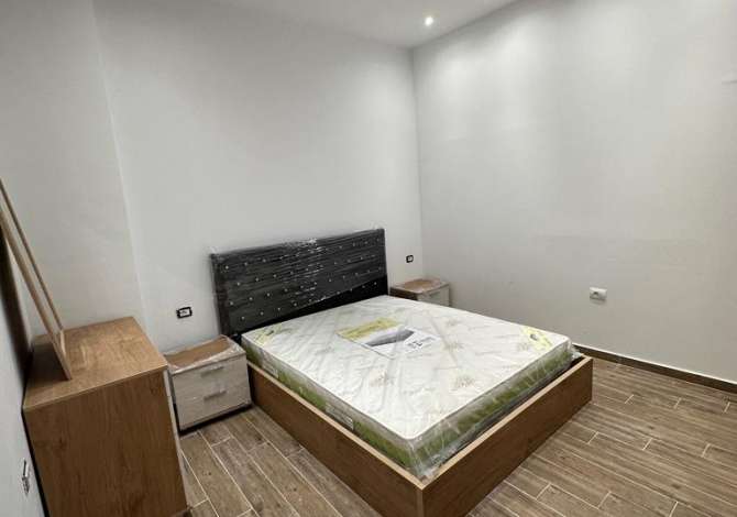 Shtepi me qera Apartament ne Tirane, 1+1, Mobilimi E mobiluar, Pagesa 350  Euro.