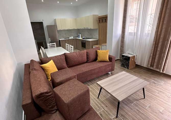 Shtepi me qera 1+1 ne Tirane - 350 Euro