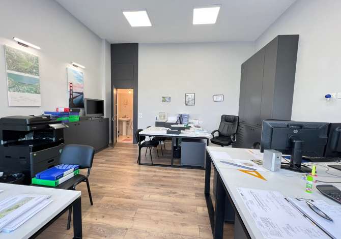 ✨Shitet Ambjent Biznesi 📍Prane Ish UET, Nisheraku 70000 euro 