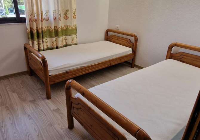 Shtepi me qera Apartament ne Tirane, 1+1, Mobilimi E mobiluar, Pagesa 450  Euro.