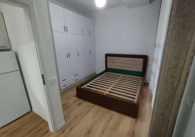 Shtepi me qera Apartament ne Tirane, 1+1, Mobilimi E mobiluar, Pagesa 450  Euro.