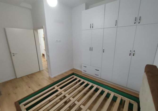 Shtepi me qera Apartament ne Tirane, 1+1, Mobilimi E mobiluar, Pagesa 450  Euro.