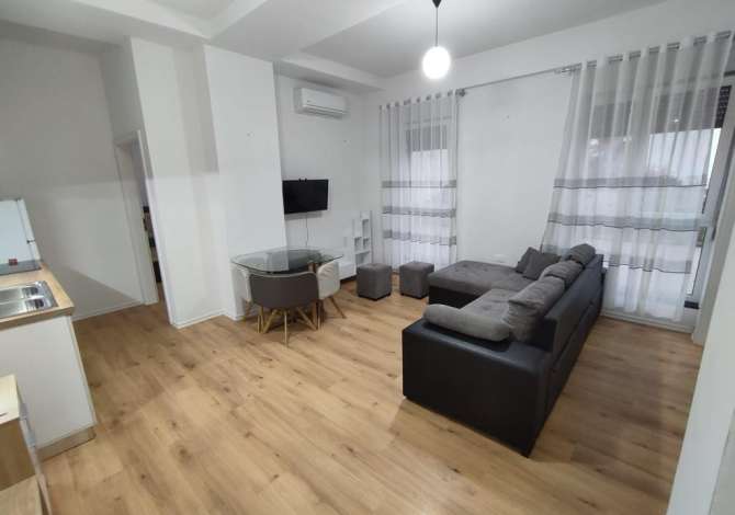 Shtepi me qera 1+1 ne Tirane - 450 Euro
