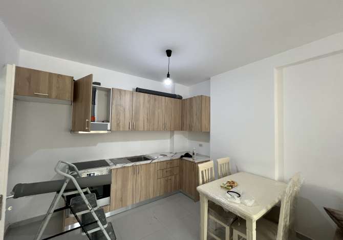 Shtepi me qera 1+1 ne Tirane - 400 Euro