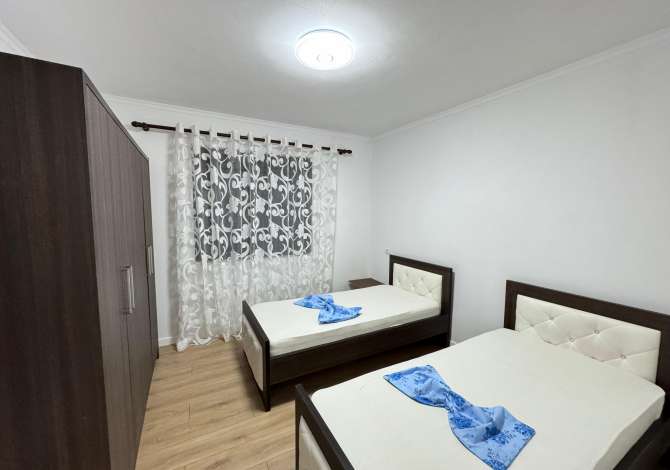 Shtepi me qera Apartament ne Tirane, 1+1, Mobilimi E mobiluar, Pagesa 400  Euro.