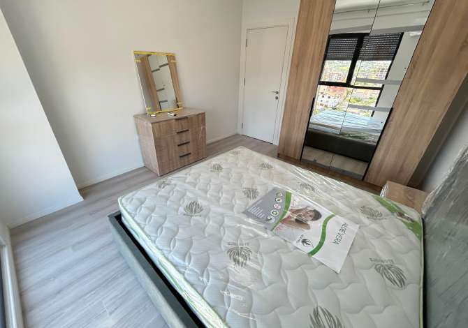 Shtepi me qera Apartament ne Tirane, 1+1, Mobilimi E mobiluar, Pagesa 450  Euro.