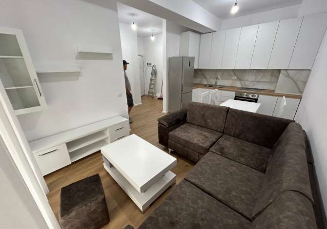 Shtepi me qera Apartament ne Tirane, 1+1, Mobilimi E mobiluar, Pagesa 400  Euro.