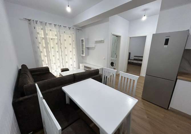 Shtepi me qera Apartament ne Tirane, 1+1, Mobilimi E mobiluar, Pagesa 400  Euro.