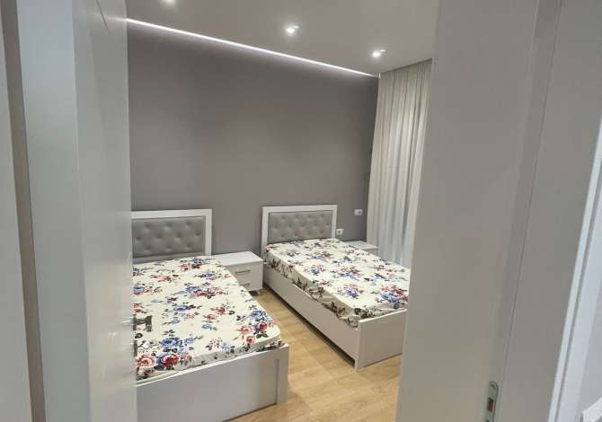 Shtepi me qera 2+1 ne Tirane - 900 Euro