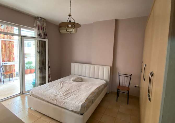 Shtepi me qera 2+1 ne Tirane - 600 Euro