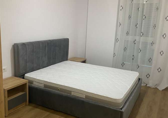 Shtepi me qera Apartament ne Tirane, 1+1, Mobilimi E mobiluar, Pagesa 400  Euro.