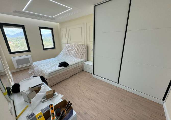 Shtepi me qera 2+1 ne Tirane - 900 Euro