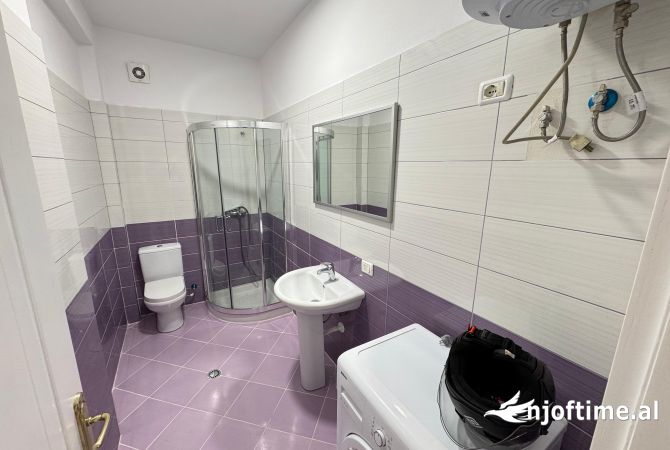 Shtepi me qera 1+1 ne Tirane - 30,000 Leke