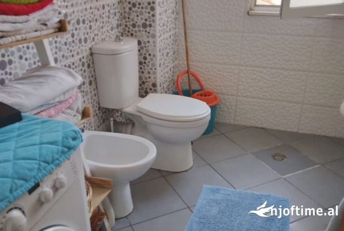 Shtepi ne shitje 1+1 ne Tirane - 126,000 Euro