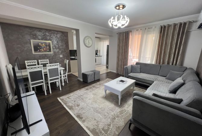 Shtepi me qera Apartament ne Tirane, 2+1, Mobilimi E mobiluar, Pagesa 1,000  Euro.