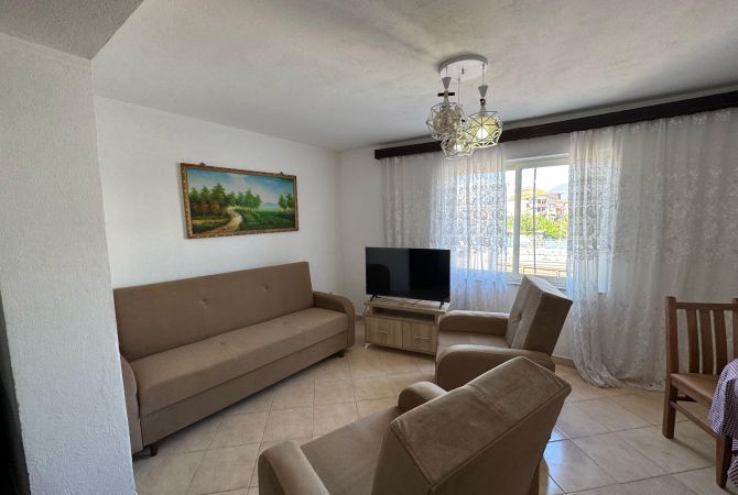 Shtepi me qera Apartament ne Tirane, 1+1, Mobilimi E mobiluar, Pagesa 350  Euro.