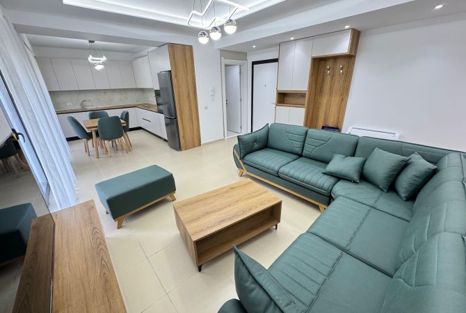 Casa in affitto 2+1 a Tirana - 1,000 Euro